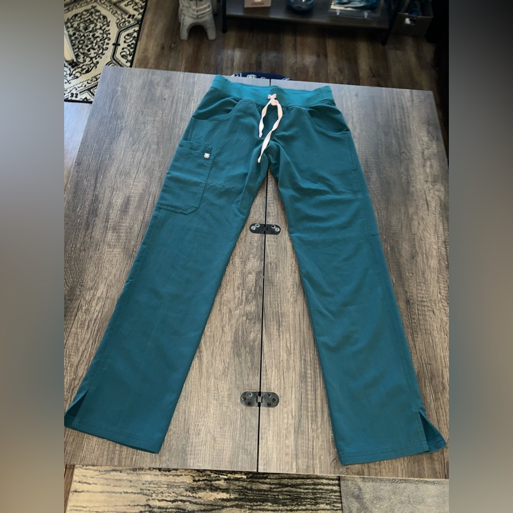 FIGS XS Caribbean Blue Kade Pants (regular length)